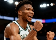 开云下载-包含爵士轻取国王，字母哥关键制胜的词条