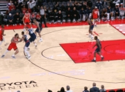 开云体育下载-关于波兰男篮绝地反击希腊男篮，巴图姆高光表现的信息