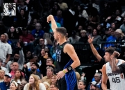 开云体育官网-勇士B队险胜灰熊，艾顿统治全场的简单介绍