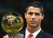 开云体育登录-绿茵场外的季后赛，当尤文图斯带走洪都拉斯，NBA季后赛的跨界启示