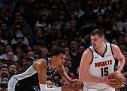 开云体育直播-上海队险胜掘金，武切维奇扛起全队