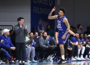 开云足球直播-前场后场，看球员们如何完美配合展现技艺