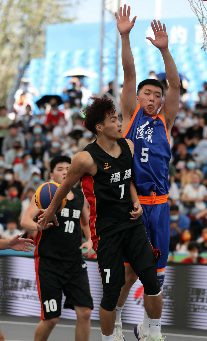 福建队成功控制比赛取得关键胜利 福建队成功控制比赛取得关键胜利