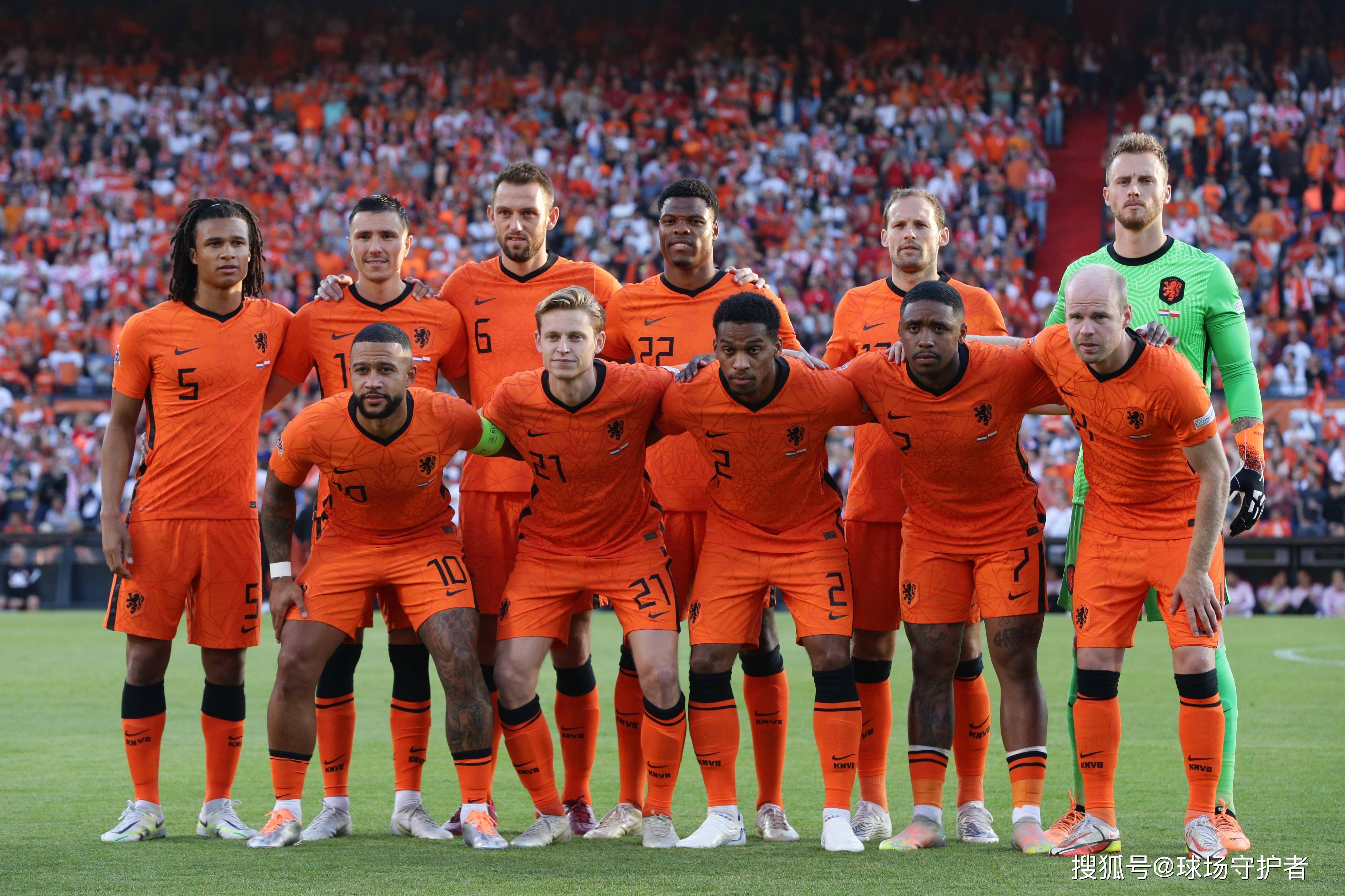 关于欧国联比赛直播现场：各队表现尽在眼前的信息