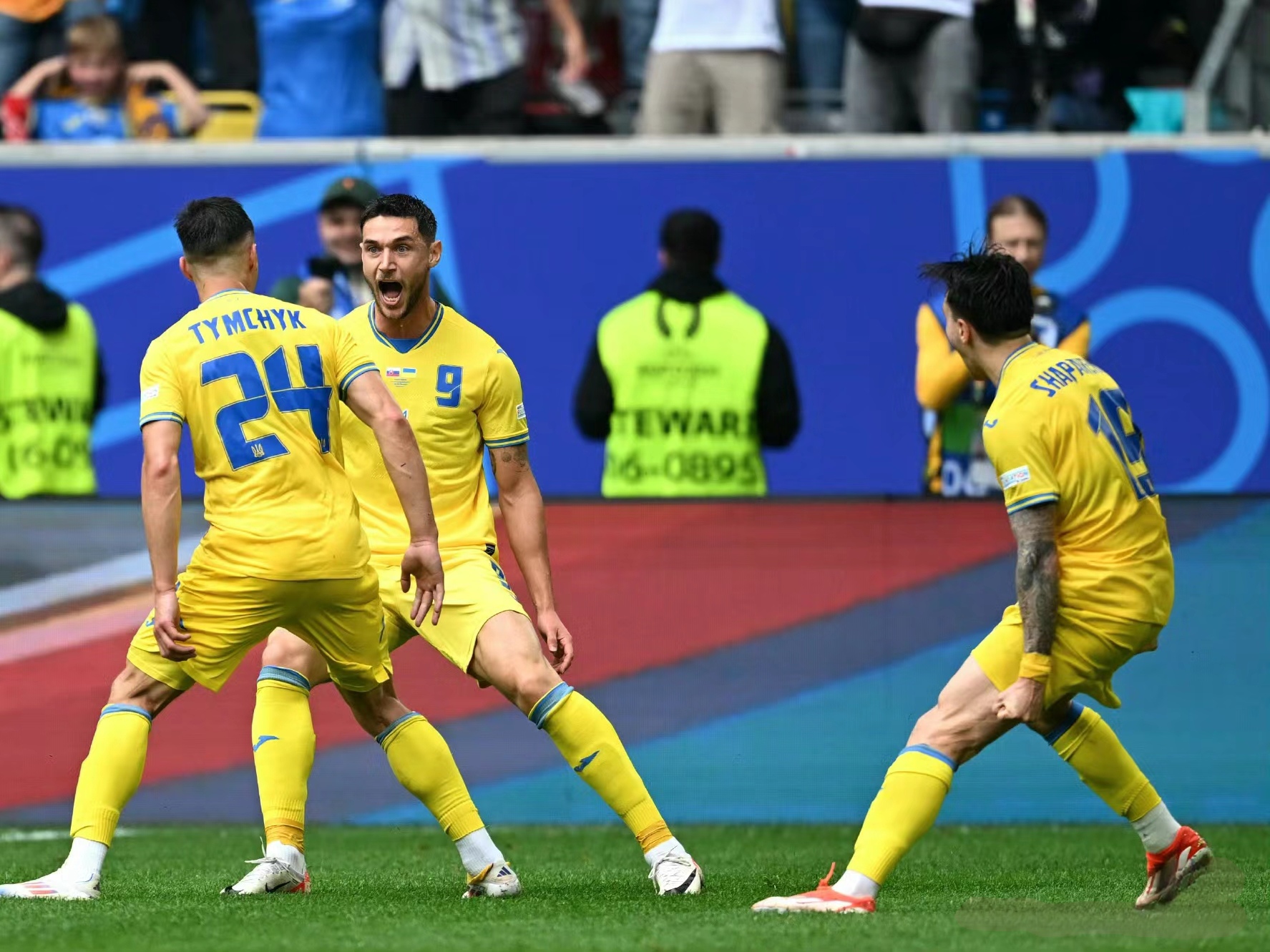 关于斯洛伐克迫击克罗地亚,欧预赛角逐火药味十足的信息 关于斯洛伐克迫击克罗地亚,欧预赛角逐火药味十足的信息