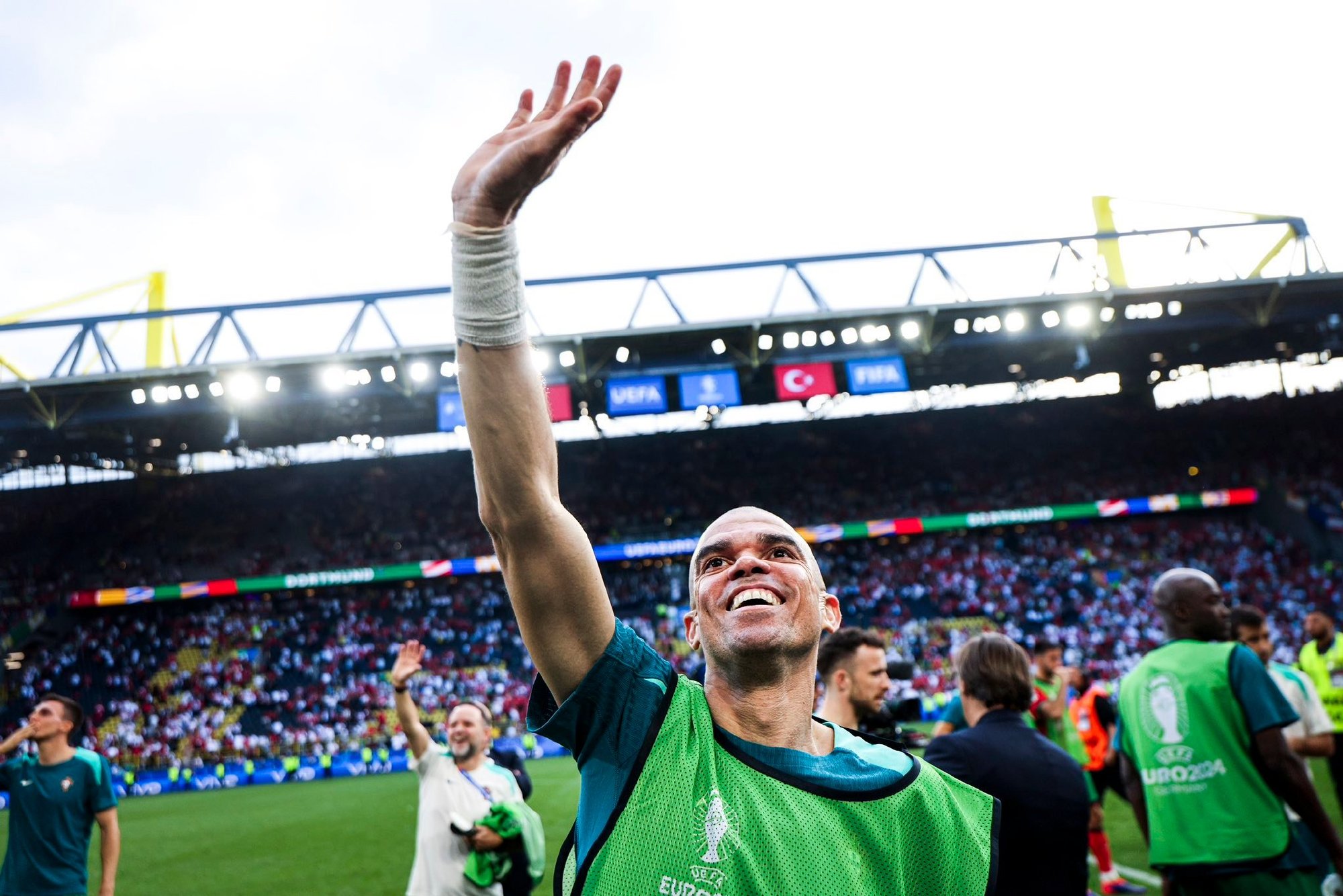 球迷关注欧洲赛事新名字崭露头角 球迷关注欧洲赛事新名字崭露头角