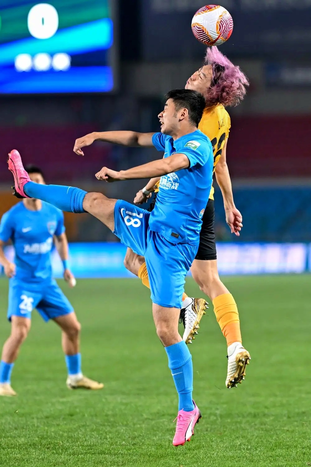 百折不挠，法甲比赛各队展现顽强拼搏精神的简单介绍