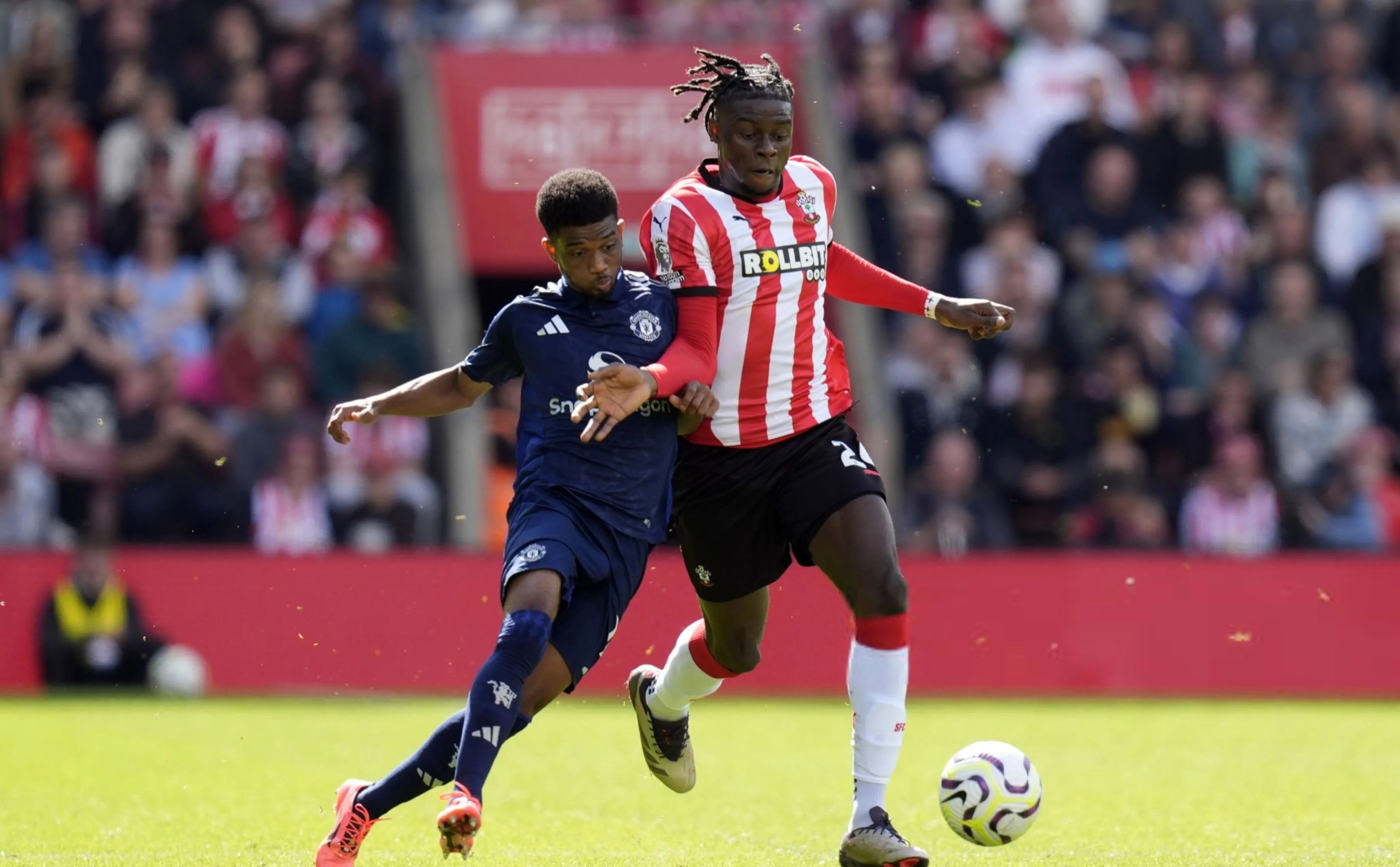 南安普顿逼平对手，保持一线生机