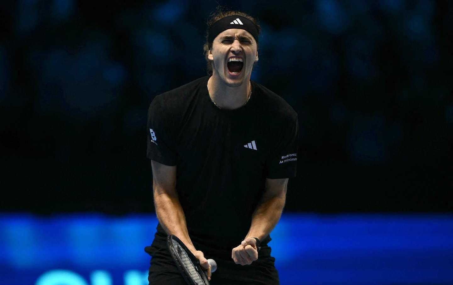 关于年终总决赛完胜法网，兹维列夫带队取胜的信息