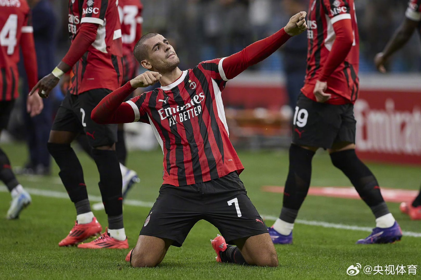 关于佛罗伦萨新援表现出色，连破对方球门的信息