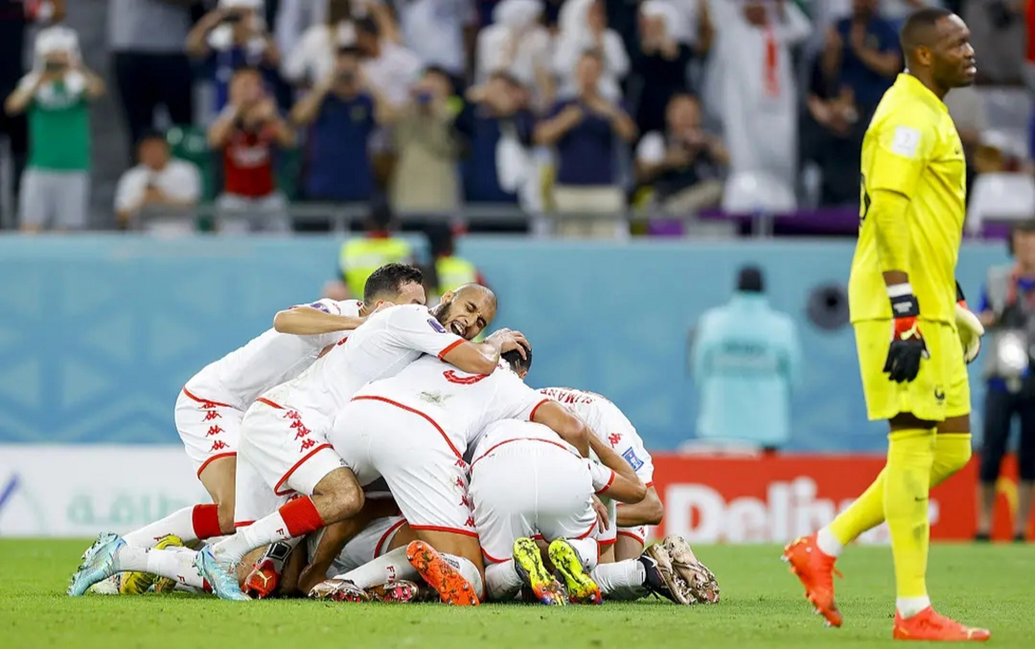 关于巴黎横扫塞维利亚，格列兹曼高光表现的信息