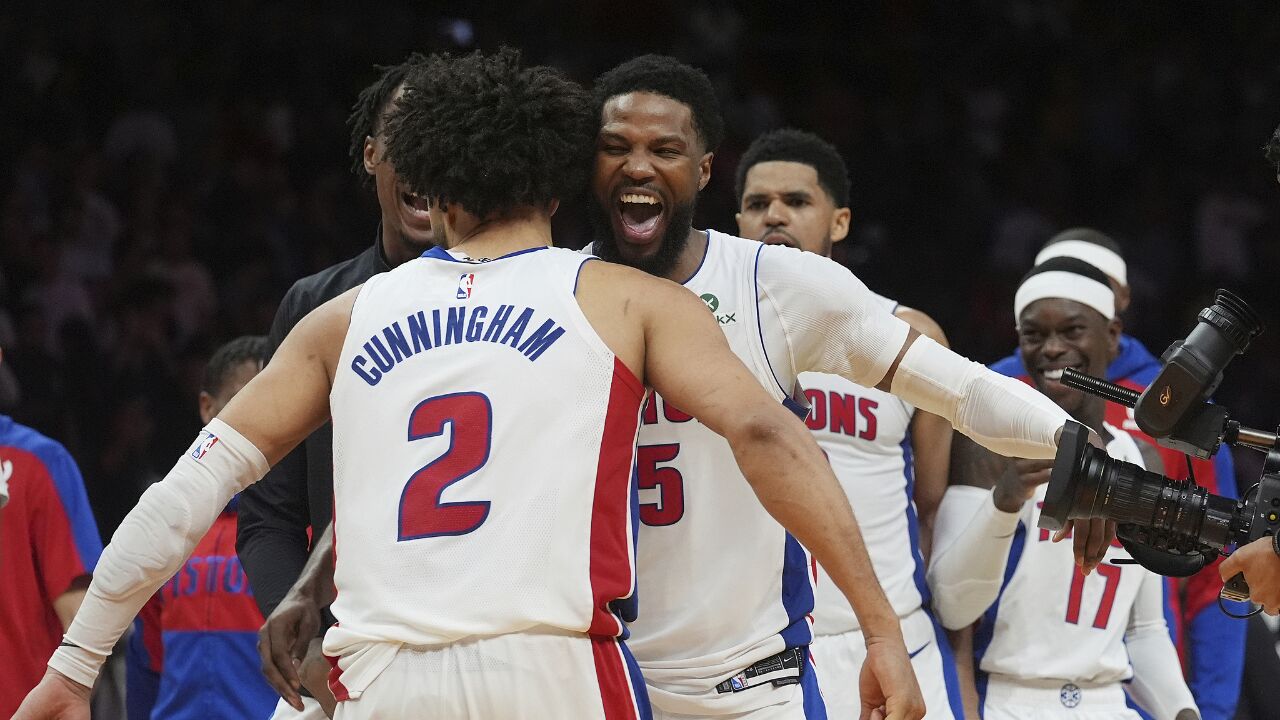 关于阿根廷男篮绝杀马刺,东契奇统治全场的信息 关于阿根廷男篮绝杀马刺,东契奇统治全场的信息