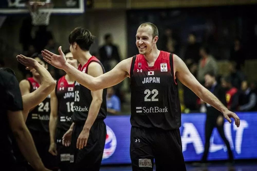 强强对话:亚洲顶尖足球俱乐部正面交锋的简单介绍 强强对话:亚洲顶尖足球俱乐部正面交锋的简单介绍