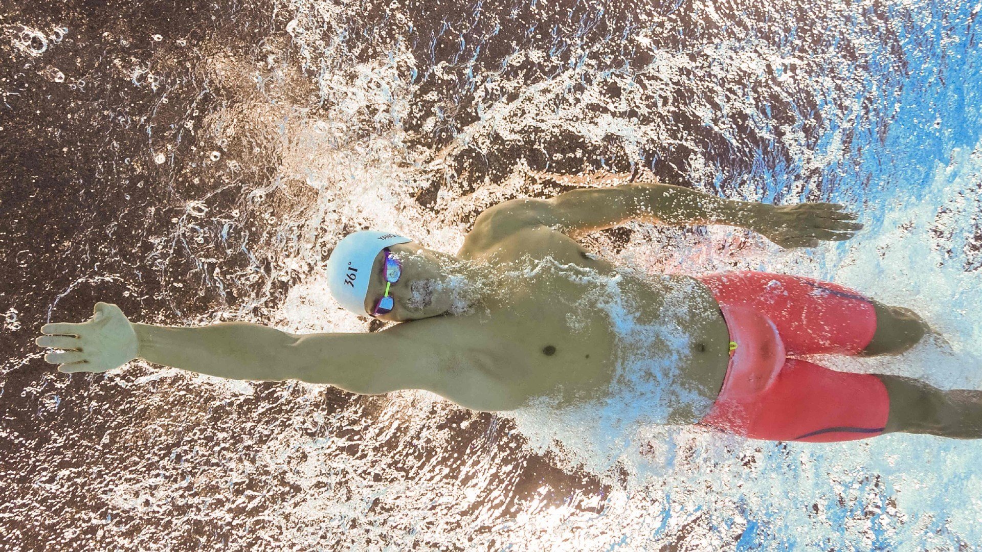 当斑马军团遇见蓝白条纹，萨内如何在大场面中定义自我