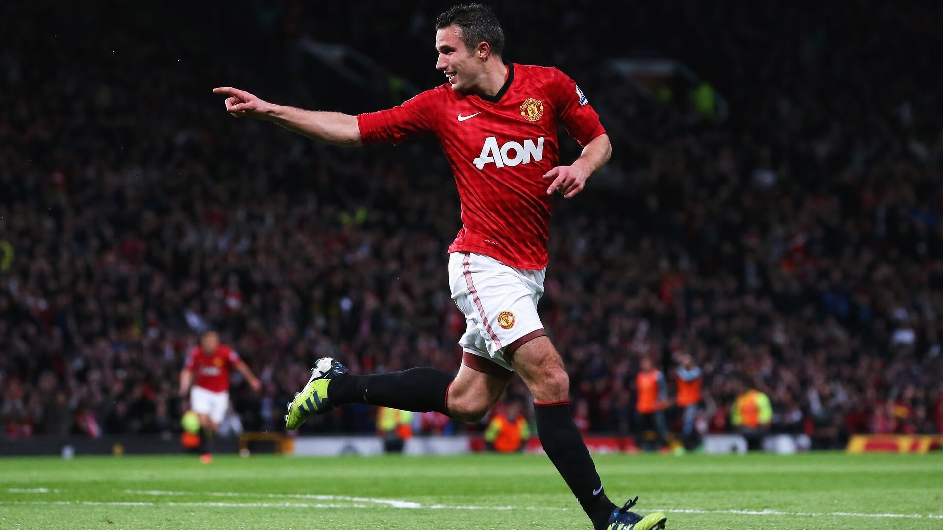 梅赛德斯轻取索伯车队，周冠宇刷新纪录，一场胜利与一次突破的双重奏