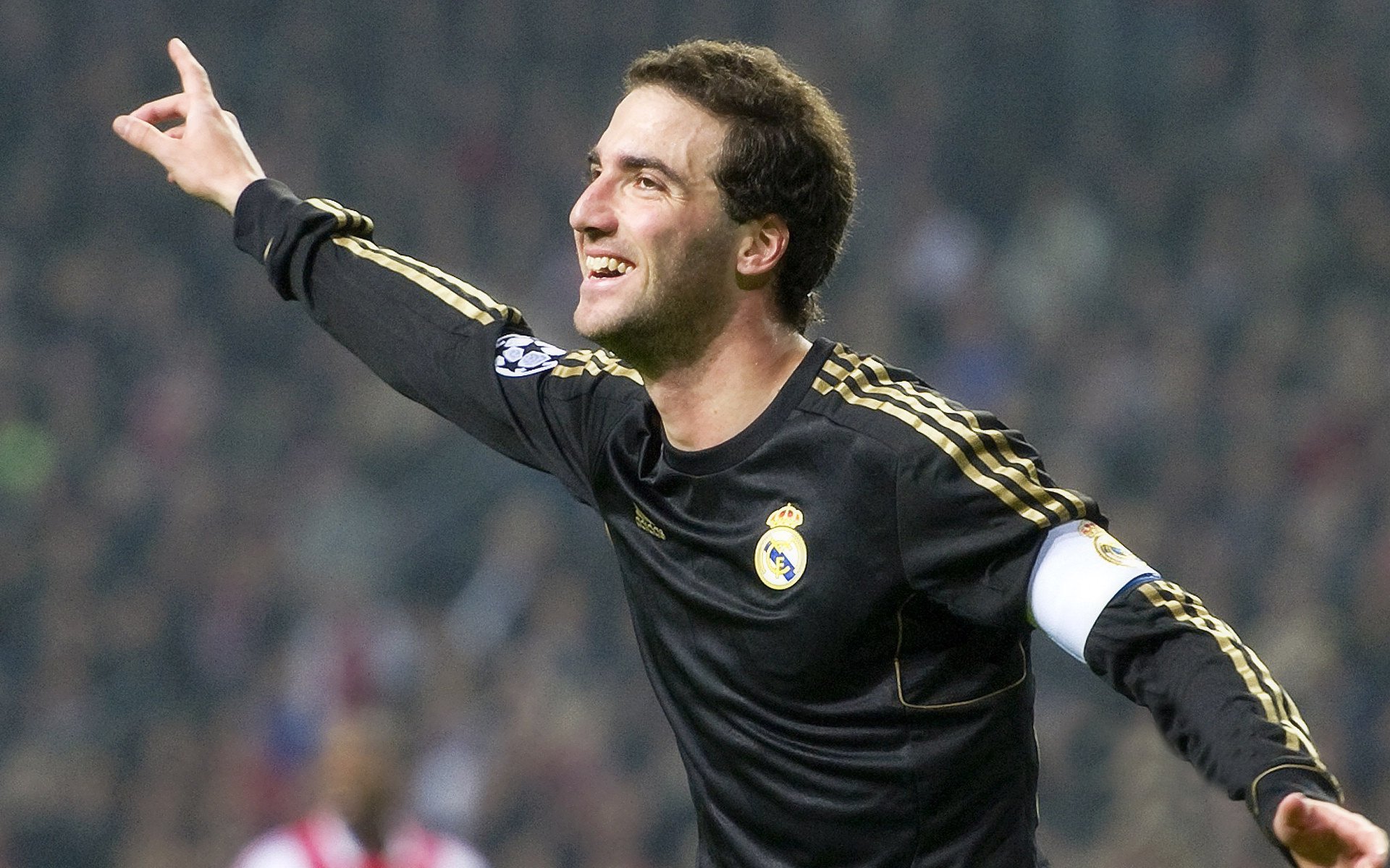 天津队碾压雄鹿，锡安高光表现引爆赛场