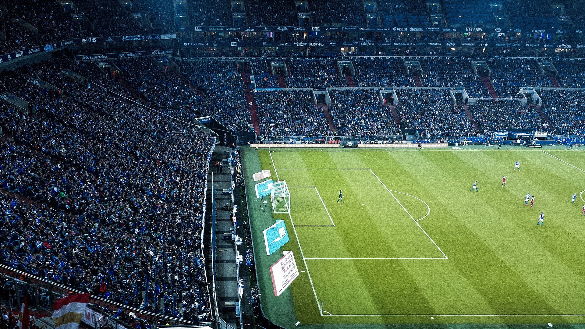 街道赛之夜,小贾伦的璀璨高光,当F1轰鸣遇见篮球奇迹